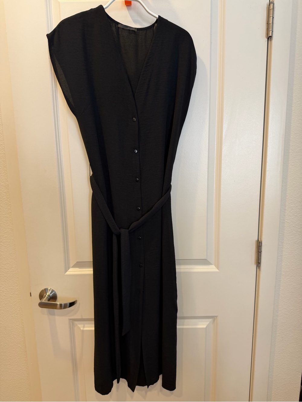 Zara Black Midi V-Neck Button-Front Dress with Tie Belt - Picture 2 of 4